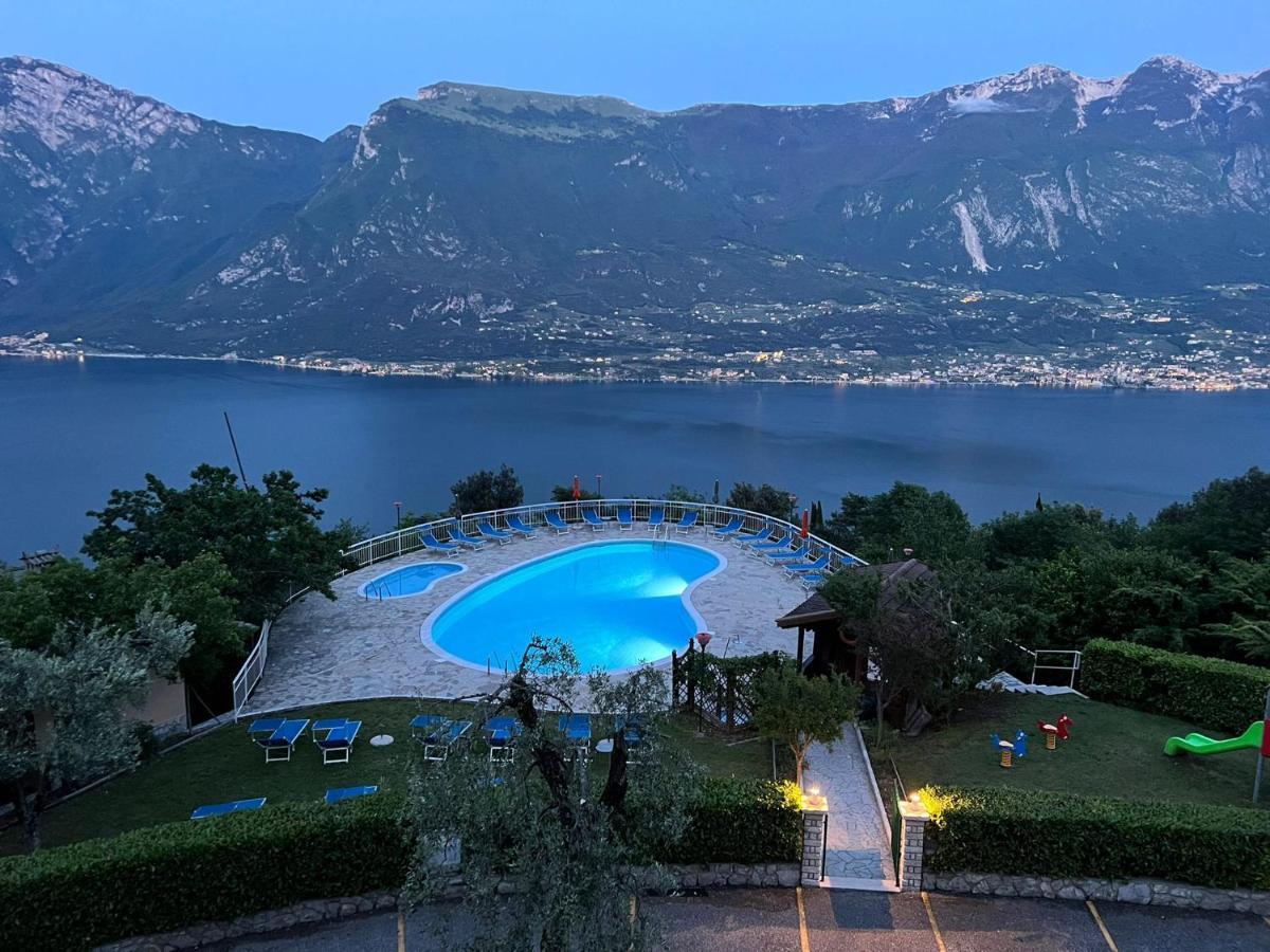 Residence Hotel Maxi Limone sul Garda Exterior photo